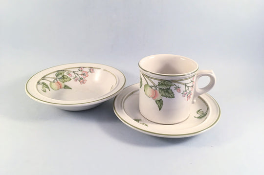 Wedgwood - Wild Apple - Granada Shape