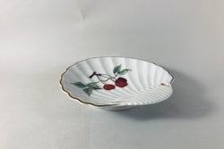 Royal Worcester - Evesham - Gold Edge - Dish - 5 1/2" (Shell) - The China Village