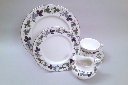 Royal Doulton - Burgundy