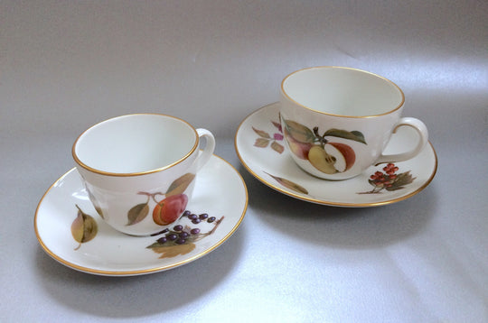 Royal Worcester - Evesham - Gold Edge