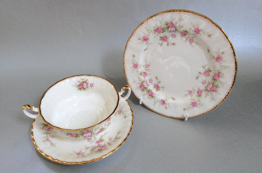 Royal Albert - Victoriana Rose