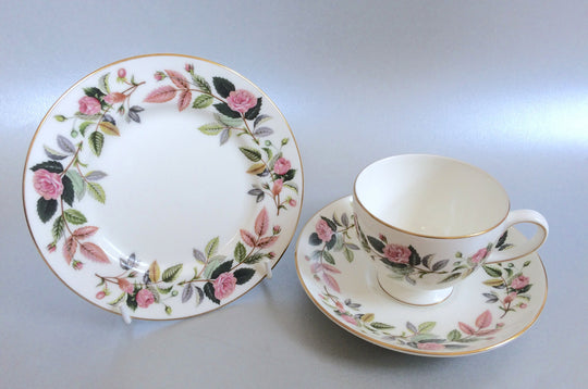 Wedgwood - Hathaway Rose