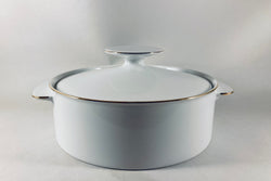 Thomas - Medaillon - Thin Gold Band - Vegetable Tureen - The China Village