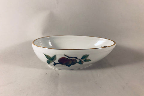 Royal Worcester - Evesham - Gold Edge - Avocado Dish - 5 3/4" - The China Village