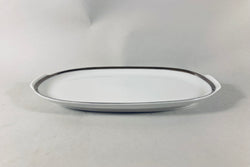 Thomas - Medaillon - Thick Silver Band - Dish - 7 7/8" - The China Village