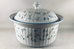 Royal Worcester - Forget Me Not - Casserole Dish - 4pt - The China Village