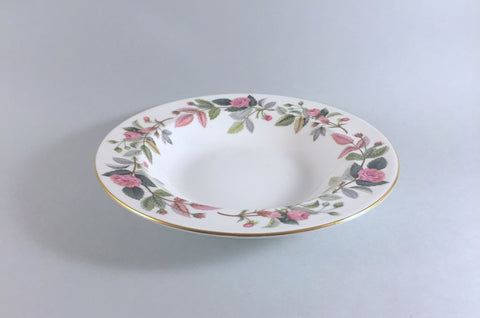 Wedgwood - Hathaway Rose - Rimmed Bowl - 8" - The China Village