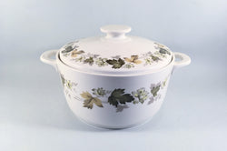 Royal Doulton - Larchmont - Casserole Dish - 3pt - The China Village