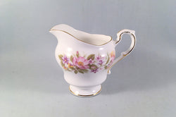 Colclough - Wayside - Milk Jug - 1/2pt - The China Village