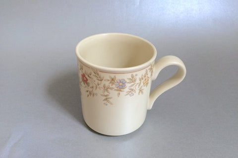 BHS - Country Garland - Mug - 3 1/8" x 3 1/2" - The China Village