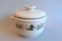 Royal Doulton - Harvest Garland - Thick Line - Casserole Dish - 2pt - Round - The China Village