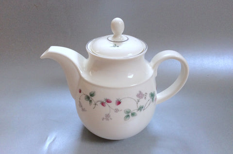 Royal Doulton - Strawberry Fayre - Teapot - 2pt - The China Village