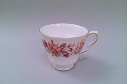 Colclough - Wayside - Teacup (Pear Style) - 3 1/2" x 3" - The China Village